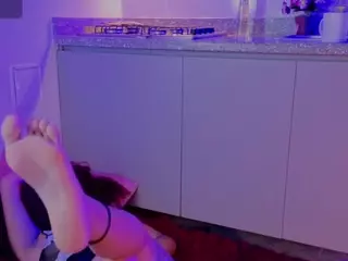 MADDYS-TONE's Live Sex Cam Show
