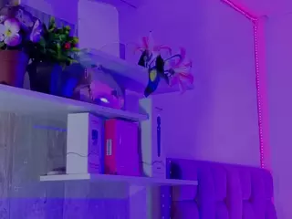 MADDYS-TONE's Live Sex Cam Show