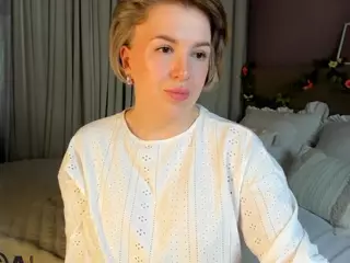 Nikki's Live Sex Cam Show