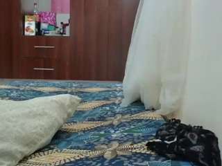 Young Adult, Strip, Spank, Sha Camiqa – Free Live Video Chat with Strangers Online