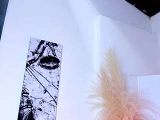 africa-holmes's CamSoda show and profile