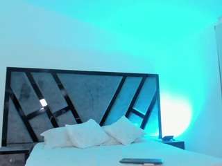 allicemackenzie webcam