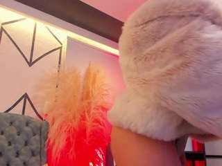 allicemackenzie webcam