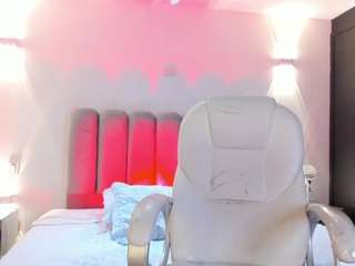 allicemackenzie webcam