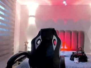 allicemackenzie webcam