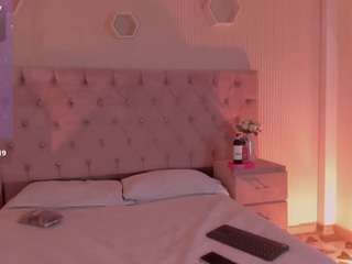 allicemackenzie webcam