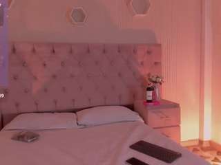 allicemackenzie webcam