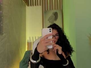 allicemackenzie webcam