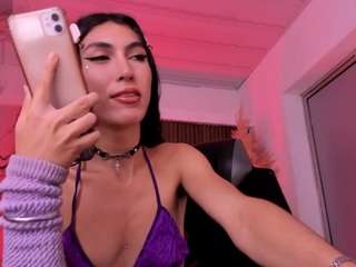 AlliceMackenzie live cam preview