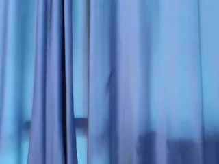 IlonaHolmes's Live Sex Cam Show