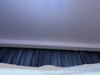 IlonaHolmes's Live Sex Cam Show