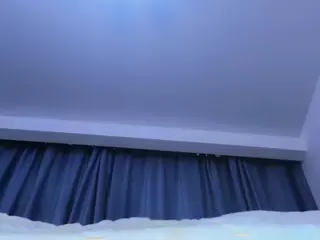 IlonaHolmes's Live Sex Cam Show