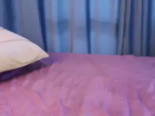 IlonaHolmes's Live Sex Cam Show