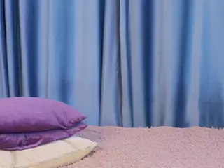 IlonaHolmes's Live Sex Cam Show