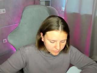  jenny-jimmy chat room