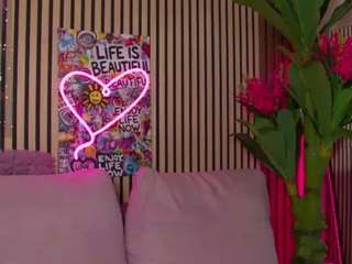 melaniatress chaturbate