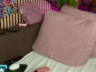 melaniatress Sex Cam Show