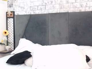 milaadams Live Webcam on CamSoda