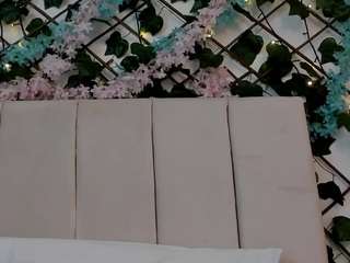 milaadams webcam