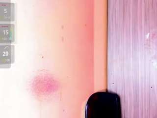 rosedewitt's CamSoda show and profile