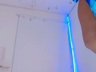 roxy-stone1 Webcam Model Profile
