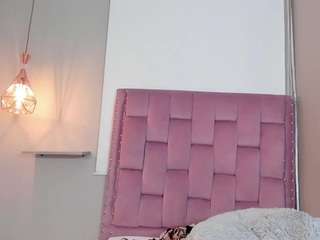 roxy-stone1 live cam profile