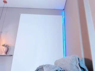 roxy-stone1 live webcam show