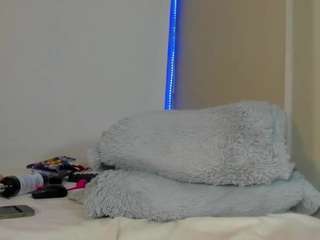 roxy-stone1 live webcam show