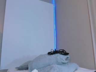 roxy-stone1 live webcam show