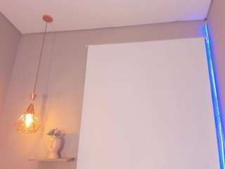 roxy-stone1 live webcam show