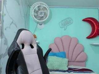 karime-sexygirl webcam