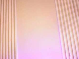 Live webcam model lilacohen on Soda Cams