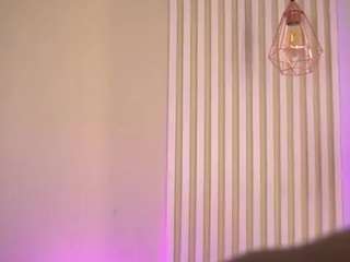 Live webcam model lilacohen on Soda Cams