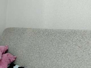 Emma live webcam show
