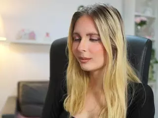 catecrago's Live Sex Cam Show