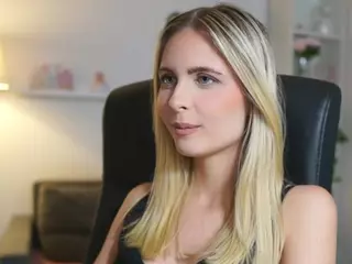 catecrago's Live Sex Cam Show