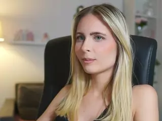 catecrago's Live Sex Cam Show