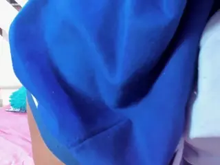 ISIS AND ALEXA's Live Sex Cam Show