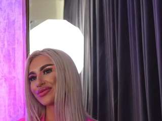 karlabart Live Webcam on CamSoda