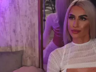KarlaBart's Live Sex Cam Show
