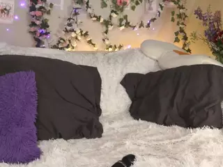 kellybbface's Live Sex Cam Show