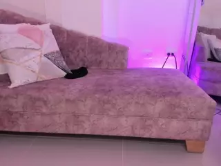 Antonellaa-rous's Live Sex Cam Show