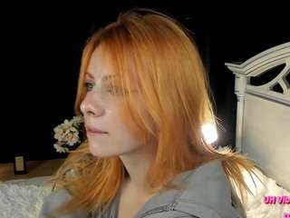 beckyeyre Live Webcam on CamSoda
