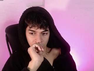 cris-slytherin's CamSoda show and profile