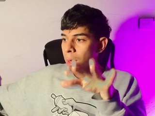 cris-slytherin's CamSoda show and profile