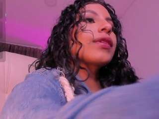 hannaa-thompson Live Webcam on CamSoda