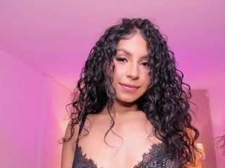 hannaa-thompson Live Webcam on CamSoda