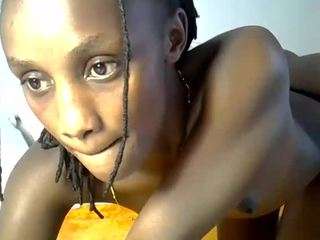 hornydoll22