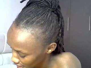 hornydoll22