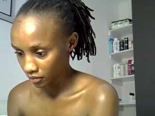 hornydoll22